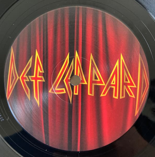 lp def leppard: songs from the sparkle lounge_ce5a74a4-d8b6-4276-92b4-5b9529fc4858_image-1757188151838