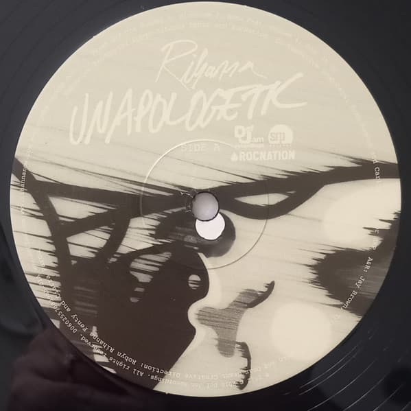 вінілова платівка lp2 rihanna: unapologetic_2a6b6d94-53c9-42b0-b90d-f705652b51f2_image-1757188154816