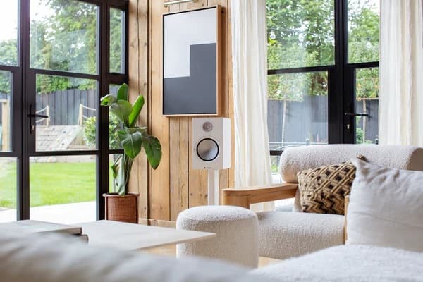 акустична система silver 50 (7g) satin white_4ef4d324-da80-4a7c-878c-13c4cc139bcc_image-1757188158965