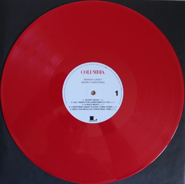 lp mariah carey: merry christmas - red vinyl_6275f602-2364-40b0-8f01-e5f8e71aff96_image-1757188152836