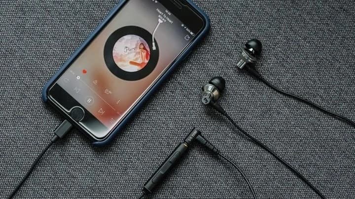 портативний підсилювач для навушників i1 apple lightning amplifier_606773b2-1226-4711-89eb-27ddc0ec14c0_image-1757188146463