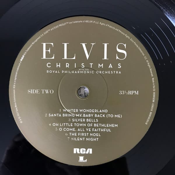 lp elvis presley: christmas with elvis and the royal philharmonic orchestra_71bd3dcf-3b8b-4e0f-ad3d-7b4071243b41_image-1757188152076