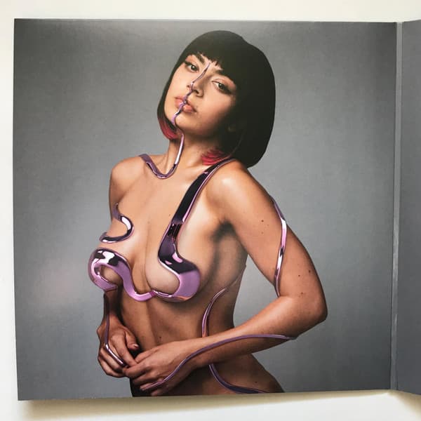 вінілова платівка lp2 charli xcx: charli_ba7479a1-abdc-4f98-beb3-5b1b4745bab4_image-1757188155276
